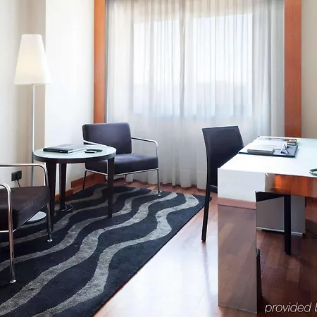 فندق Ac By Marriott بونفيراذا