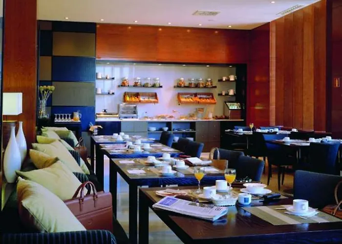 Ac By Marriott بونفيراذا